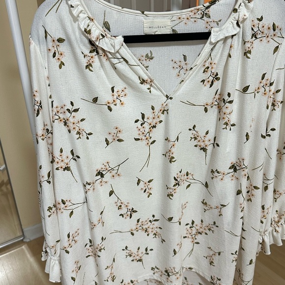 Blouse white with flowers pre-owned in great condition size 2x - Picture 5 of 9